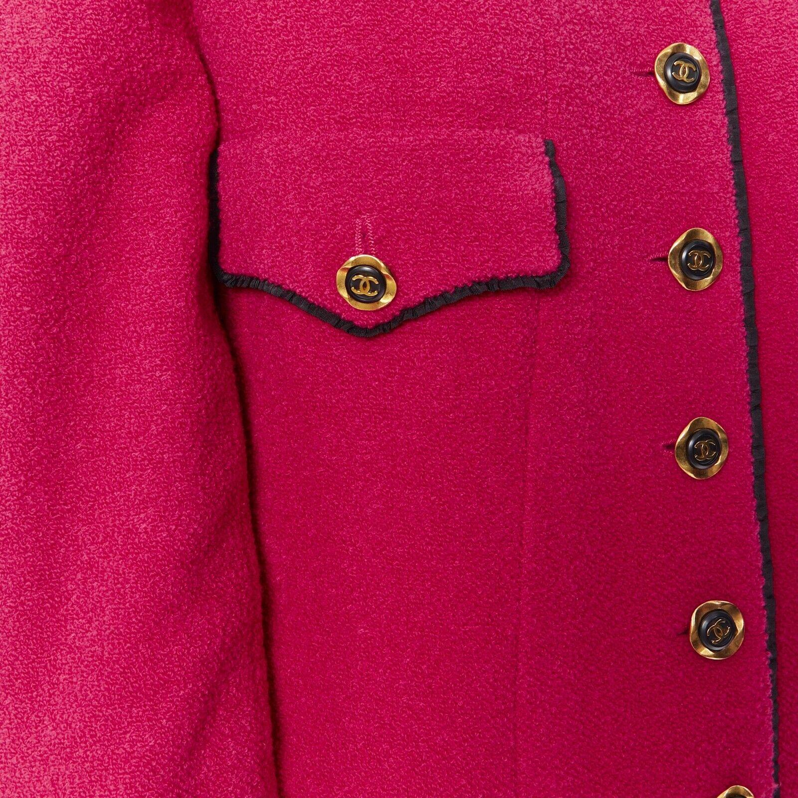 CHANEL vintage hot pink wool boucle black trim 4-pocket gold button-up jacket In Good Condition In Hong Kong, NT