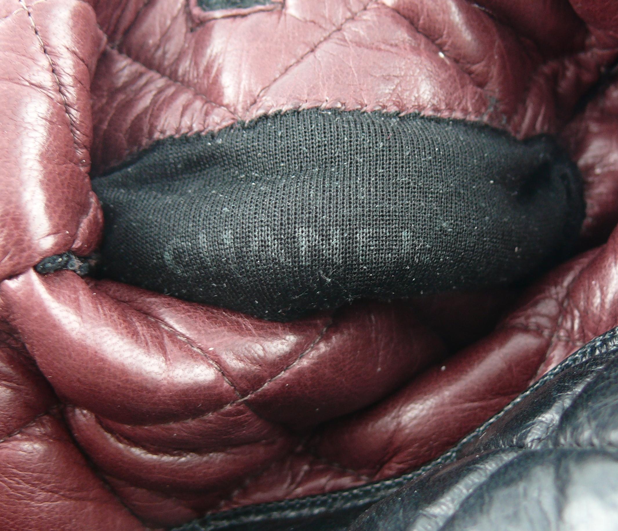 Guanti Chanel Iconic Vintage in pelle di capretto trapuntata Rue Cambon Taglia 7 1/2 in vendita 7