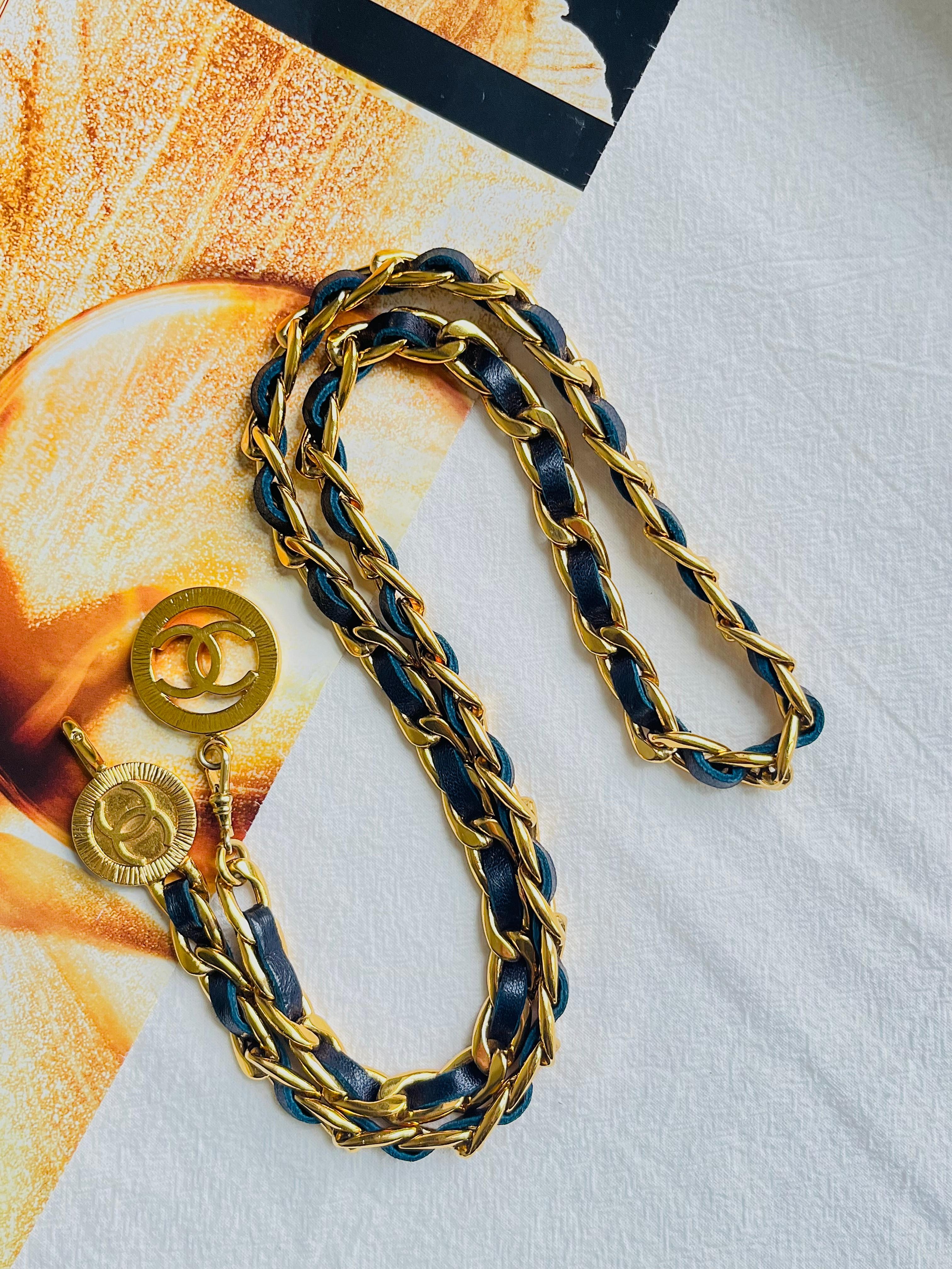 Chanel Vintage Iconic CC Logo Navy Leather intertwined Chain Link Necklace Belt For Sale 1