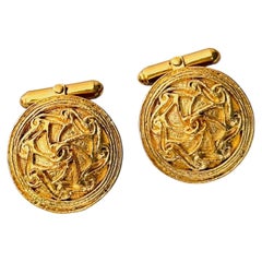 CHANEL Vintage Iconic Rare Gold Textured CC Coco Round Circle Spiral Cufflinks