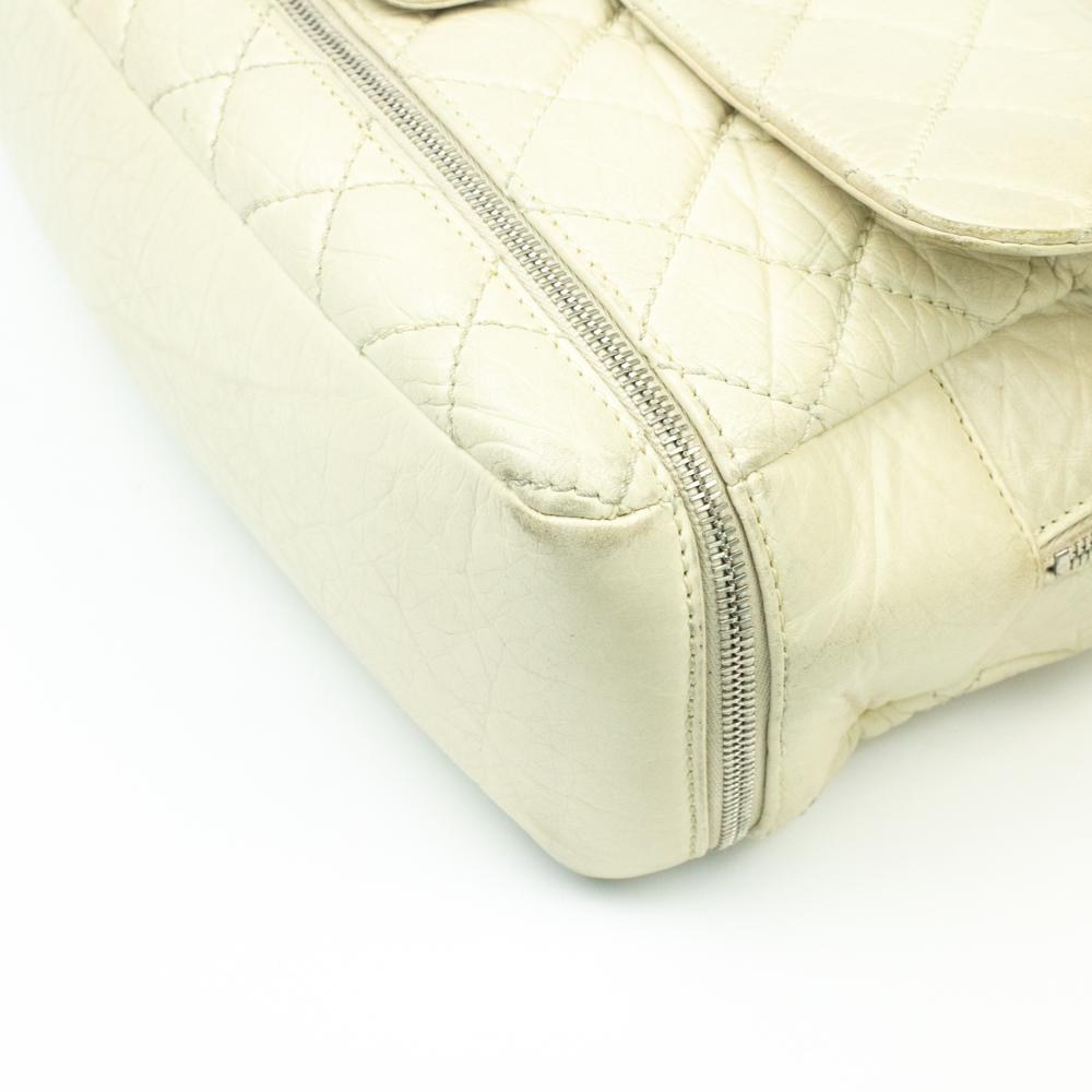 CHANEL, Vintage in beige leather 8
