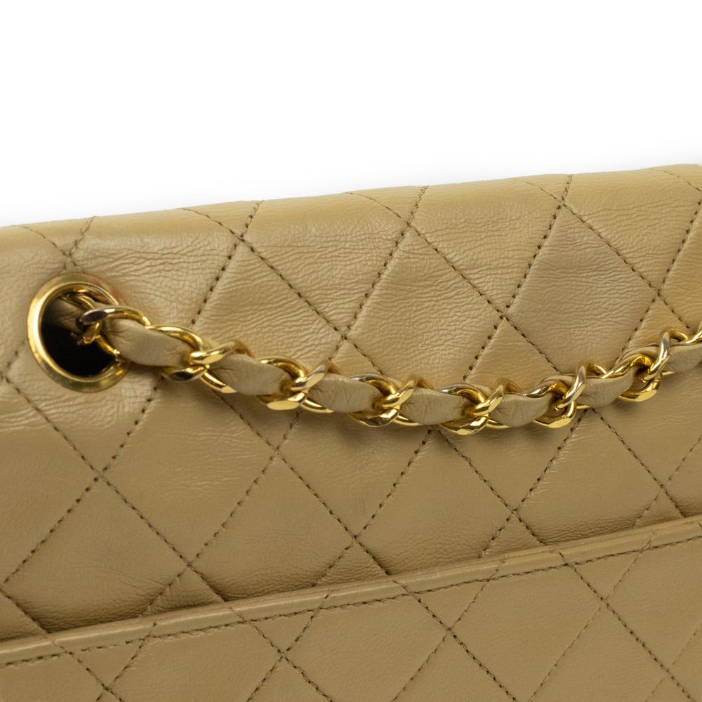 Chanel Vintage in beige leather 9