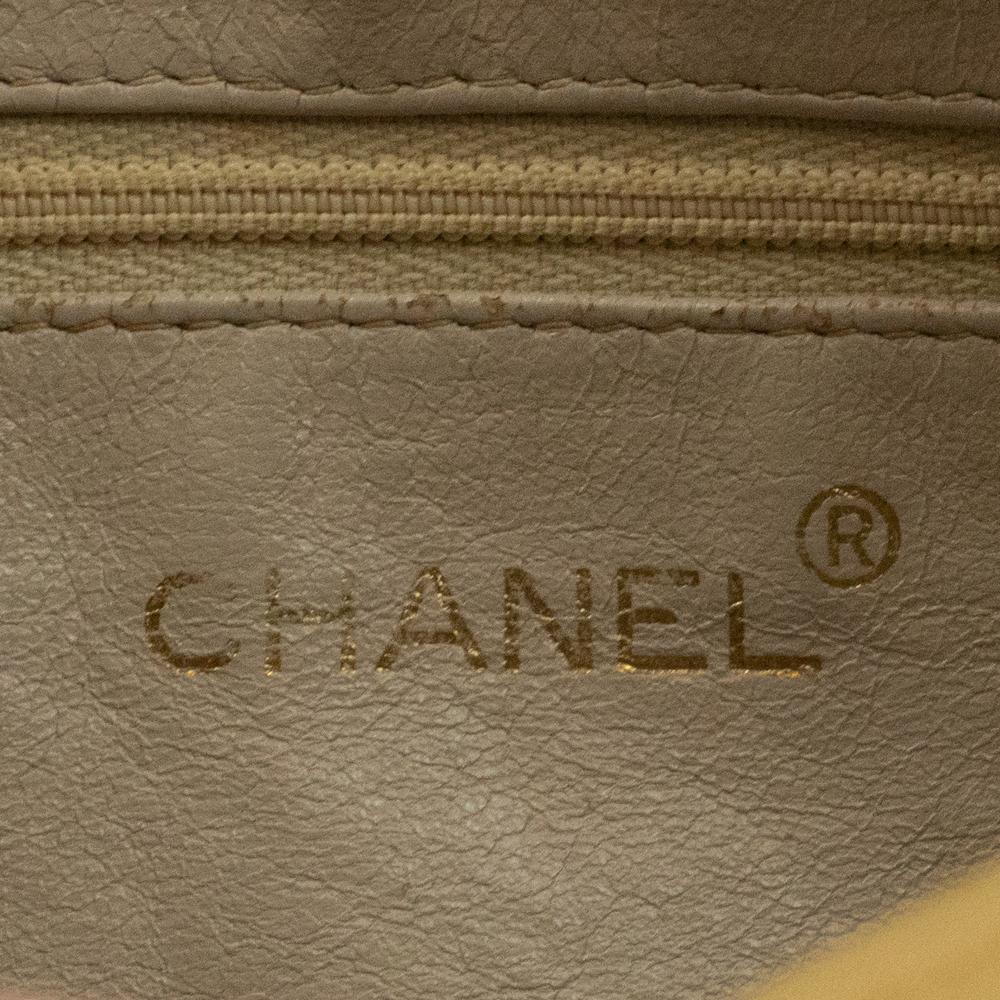 CHANEL, Vintage in beige leather For Sale 1