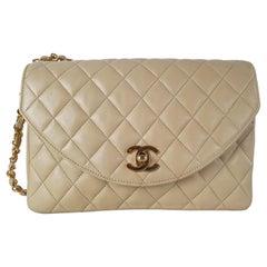 Chanel Vintage in beige leather