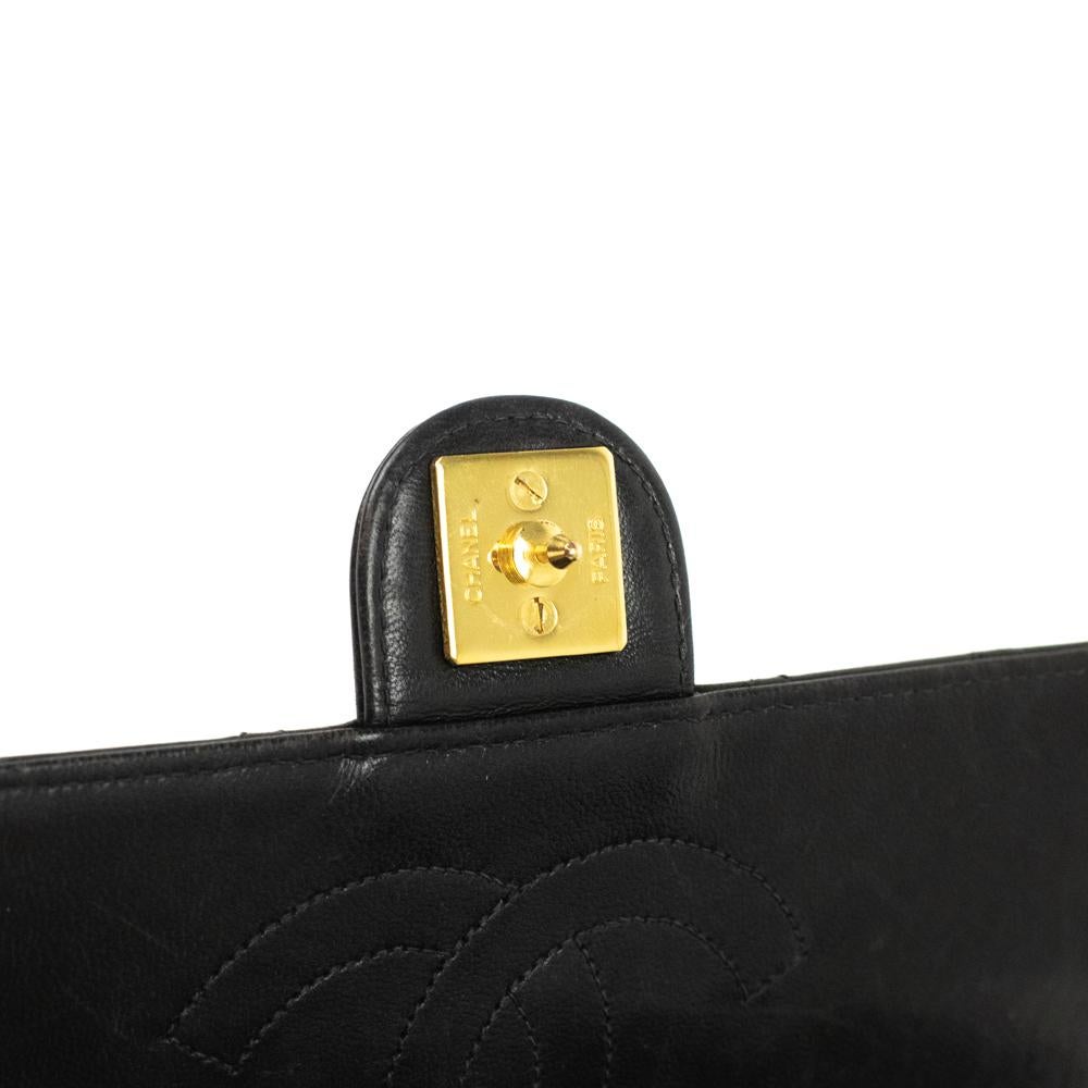 Chanel, Vintage in black leather 5