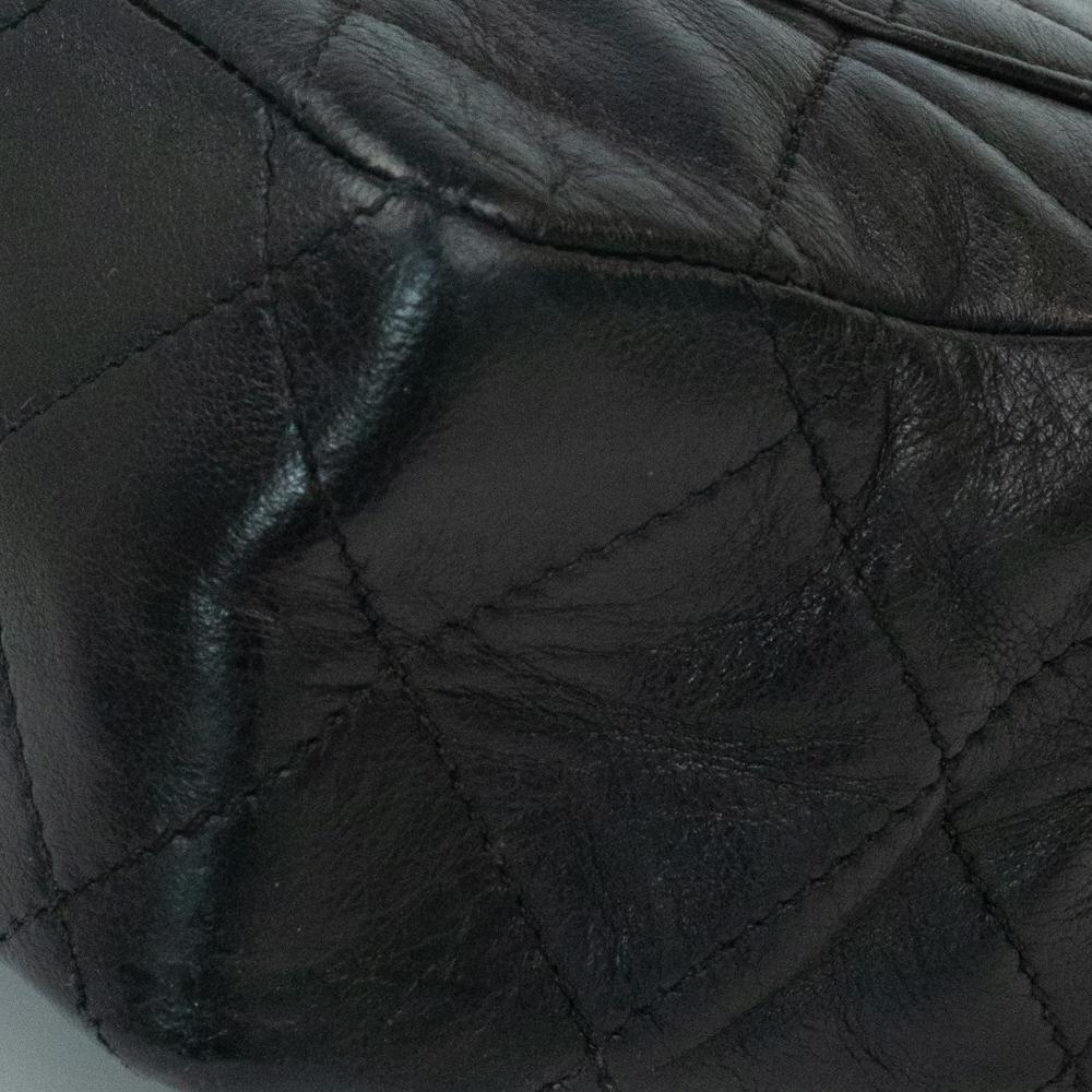 Chanel, Vintage in black leather 6