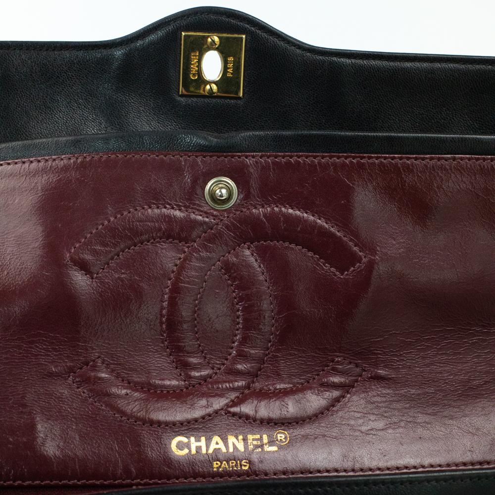 Chanel, Vintage in black leather 7