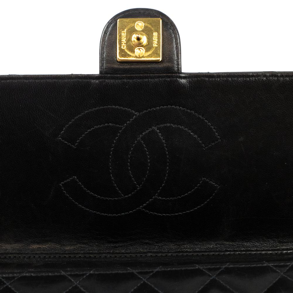 Chanel, Vintage in black leather 4