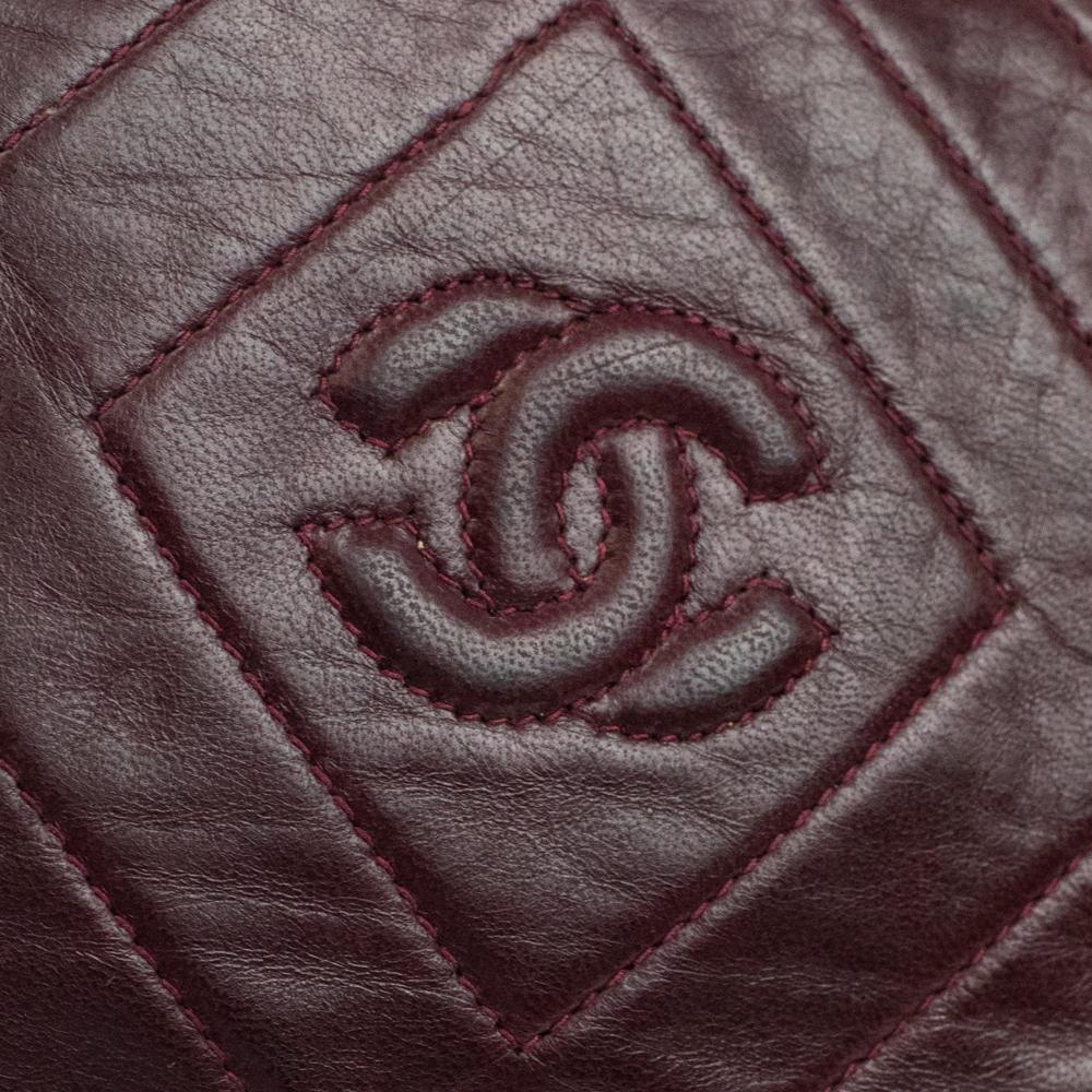 Chanel, Vintage in burgundy leather 8