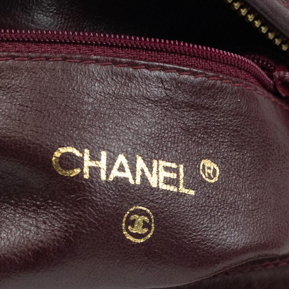 Chanel, Vintage in burgundy leather 1