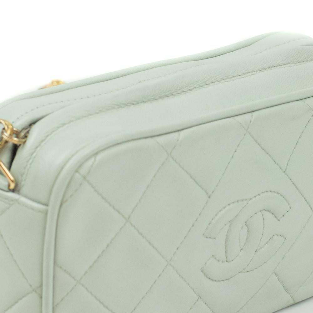 CHANEL, Vintage in green leather 6