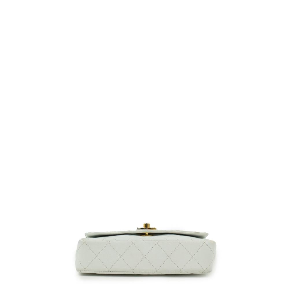 Chanel, Vintage in white leather In Good Condition In Clichy, FR
