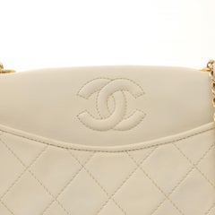 Chanel Vintage Ivory Lambskin Crossbody Bag with Gold Hardware