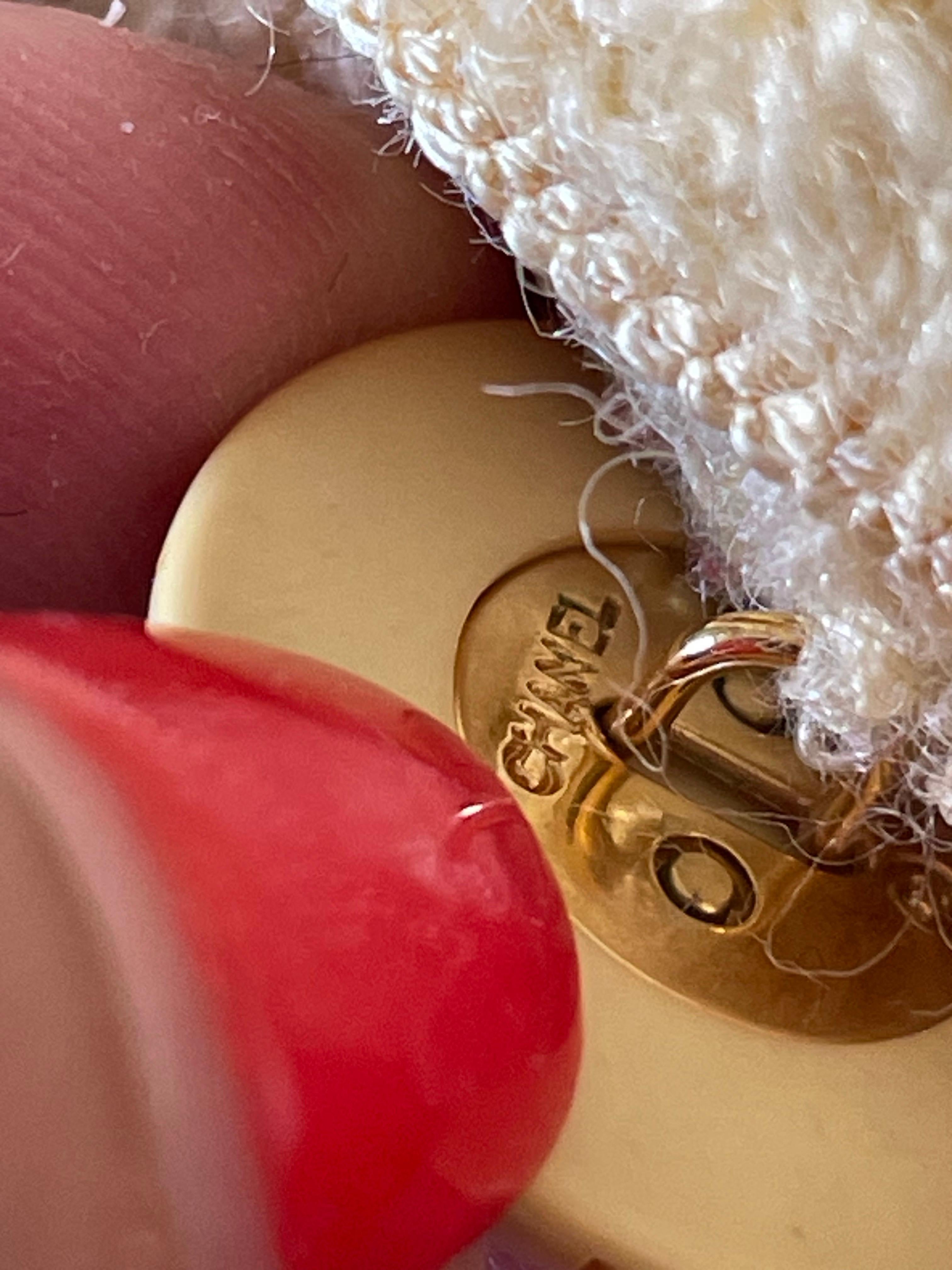 CHANEL Vintage Jacke 1993 Jahr Tweed im Angebot 4