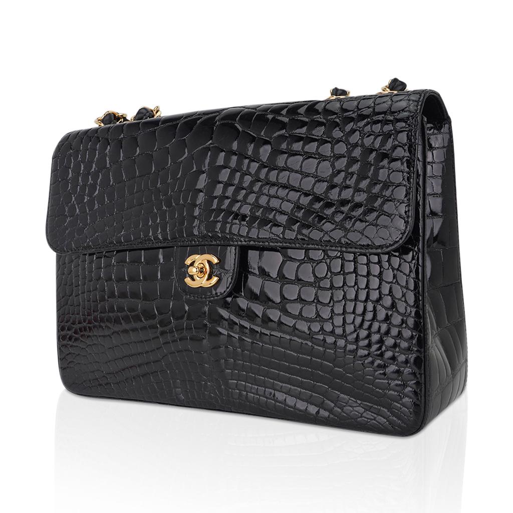 Women's Chanel Vintage Jumbo Single Flap Black Alligator Bag Gold Hardware For Sale