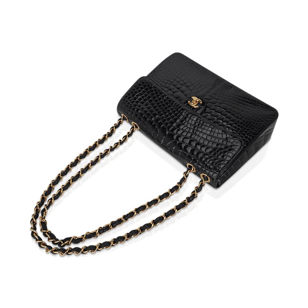 Chanel Vintage Jumbo Single Flap Black Alligator Bag Gold Hardware For Sale 4