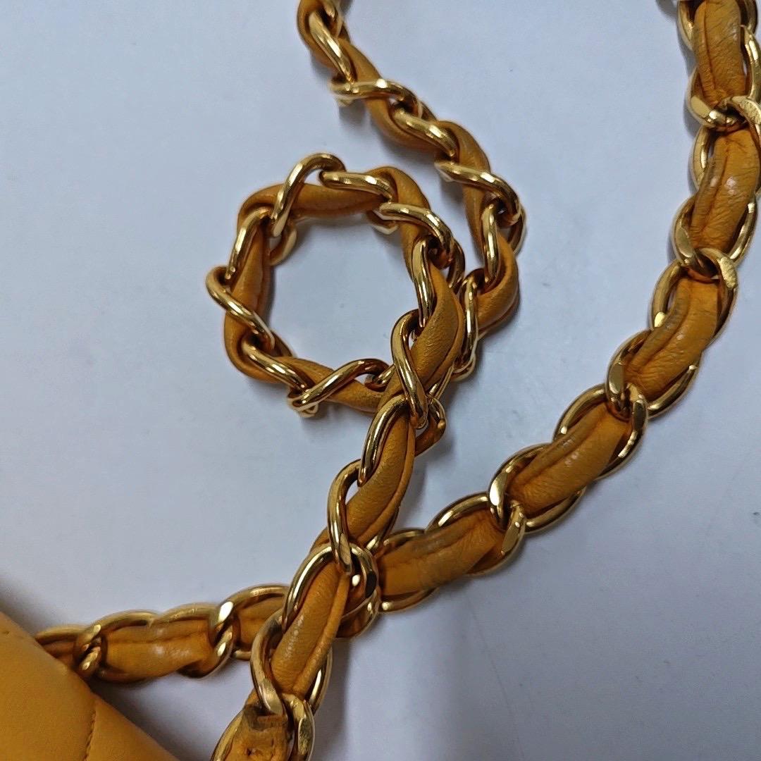 Chanel Vintage Jumbo Single Flap Single Chain Yellow Lambskin 24k Gold Hardware en vente 10