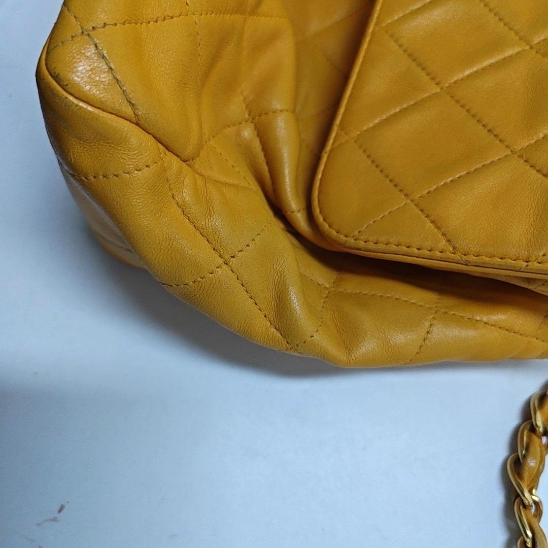 Chanel Vintage Jumbo Single Flap Single Chain Yellow Lambskin 24k Gold Hardware en vente 12