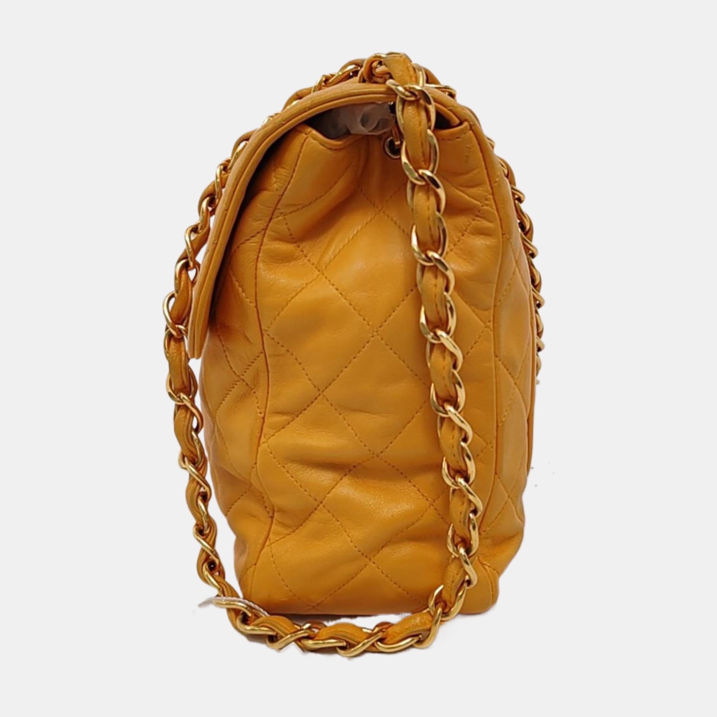 Orange Chanel Vintage Jumbo Single Flap Single Chain Yellow Lambskin 24k Gold Hardware en vente