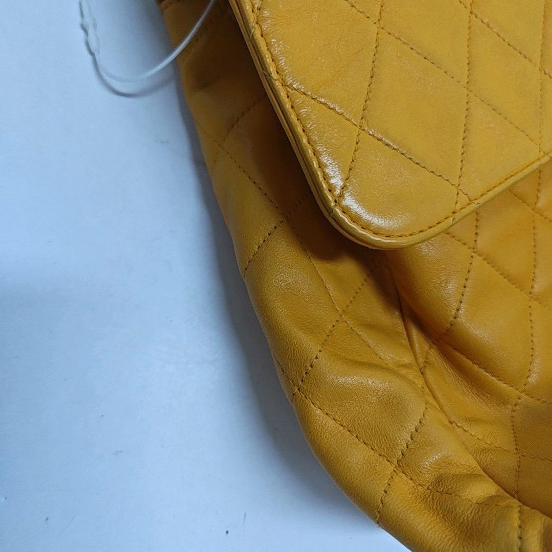 Chanel Vintage Jumbo Single Flap Single Chain Yellow Lambskin 24k Gold Hardware en vente 4