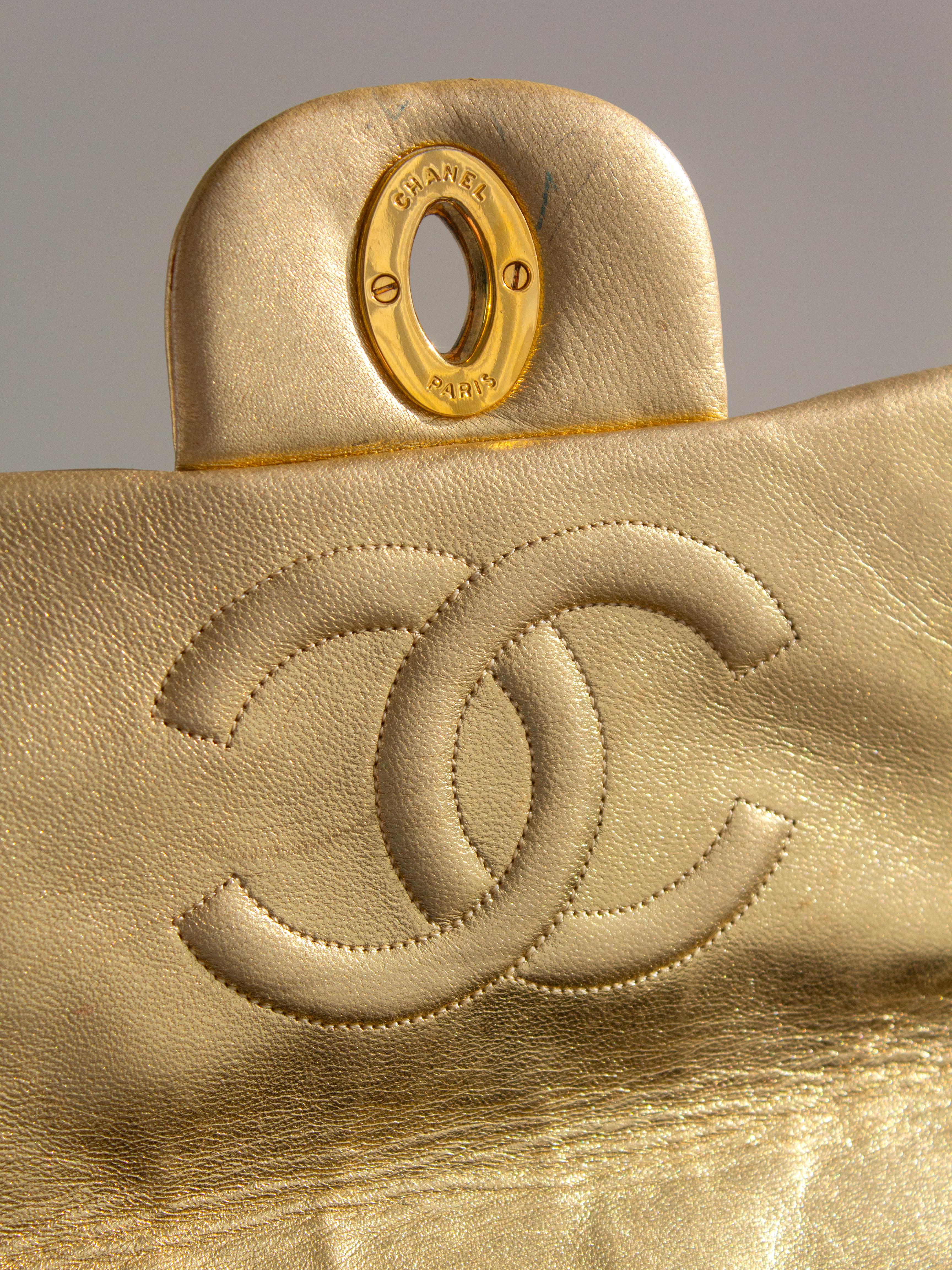 Chanel Vintage Jumbo XL Maxi Flap Metallic Gold 1990s Lambskin Bag 10