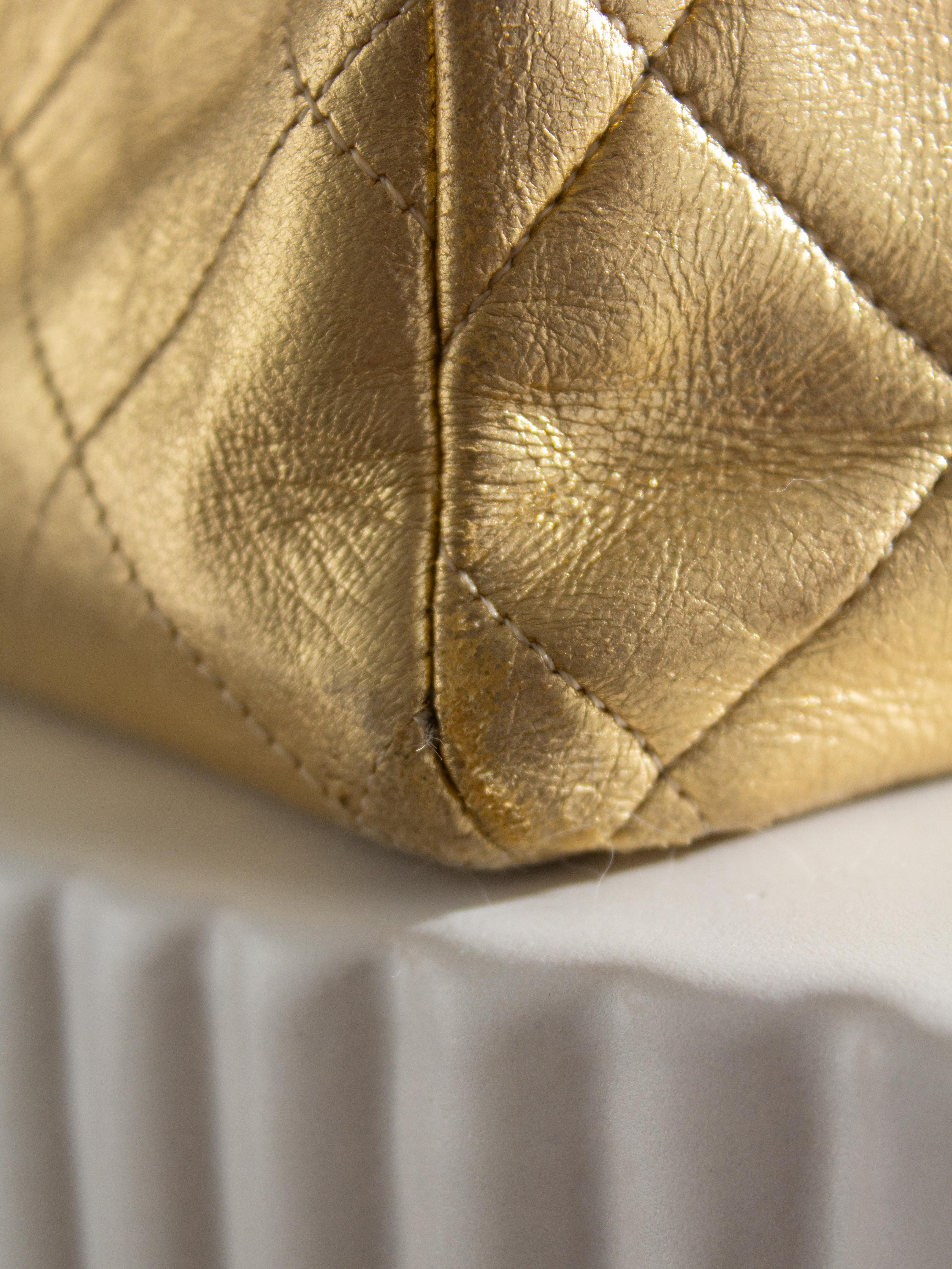 Chanel Vintage Jumbo XL Maxi Flap Metallic Gold 1990s Lambskin Bag 3