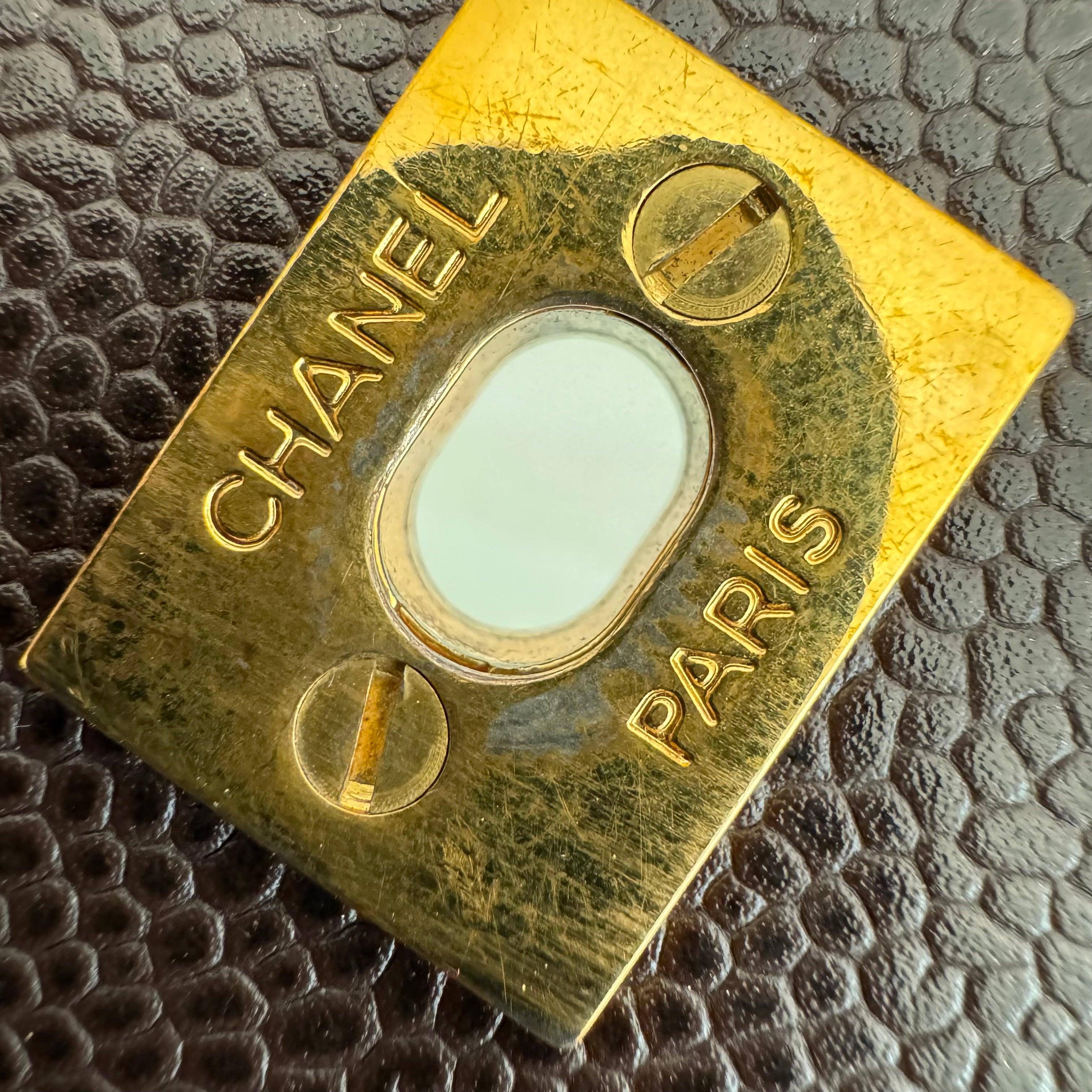 Chanel Vintage Kelly Bolso de hombro de piel de caviar marrón con herrajes de oro de 24 quilates, 1996 12