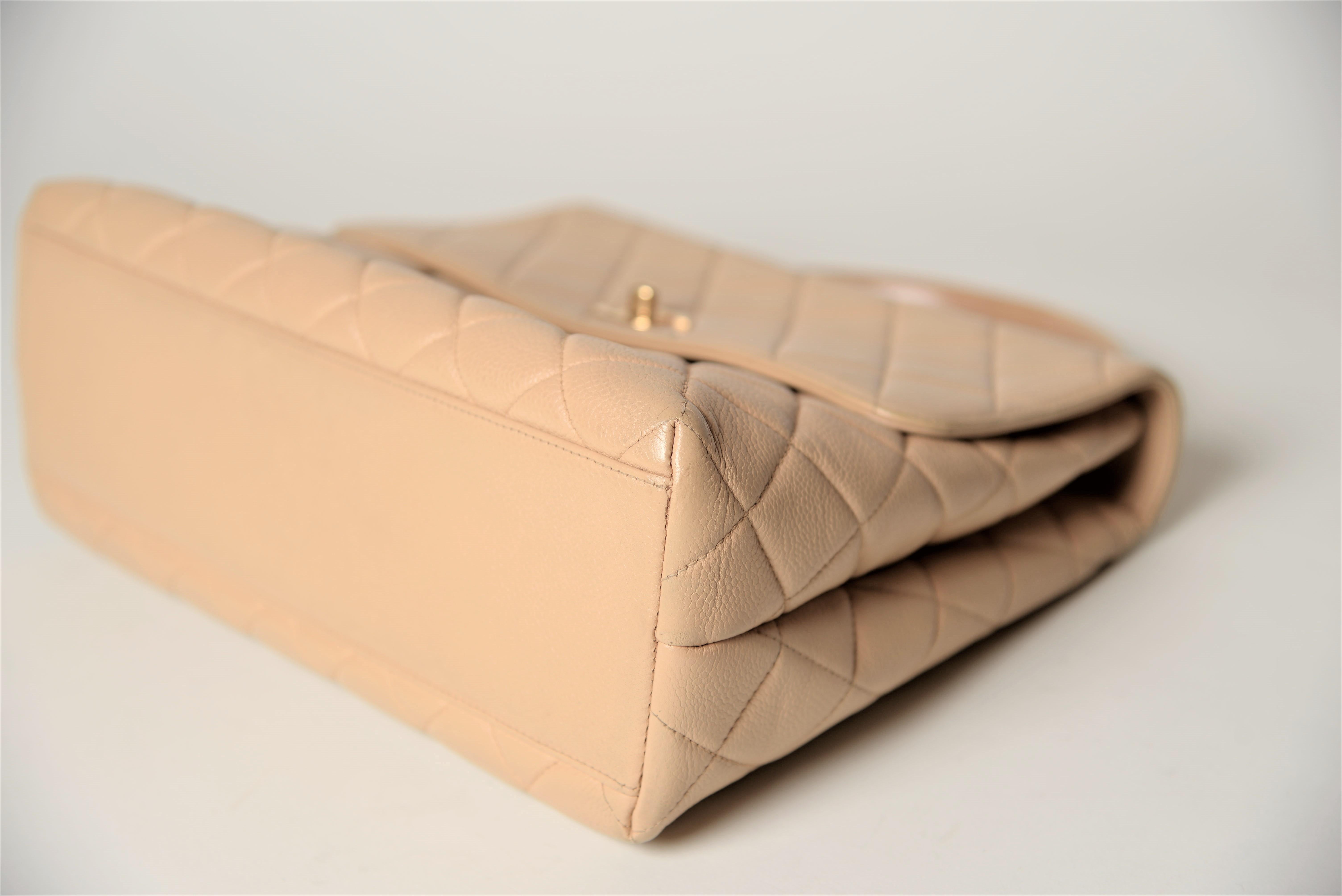 Chanel Vintage Kelly Cavier Top Handle Classic Bag Beige  In Good Condition In Roosendaal, NL
