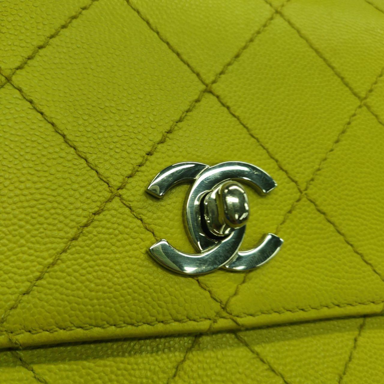 Chanel Vintage Kelly Flap Bag Yellow Caviar Leather 24k Gold Hardware 1997-1999 en vente 7