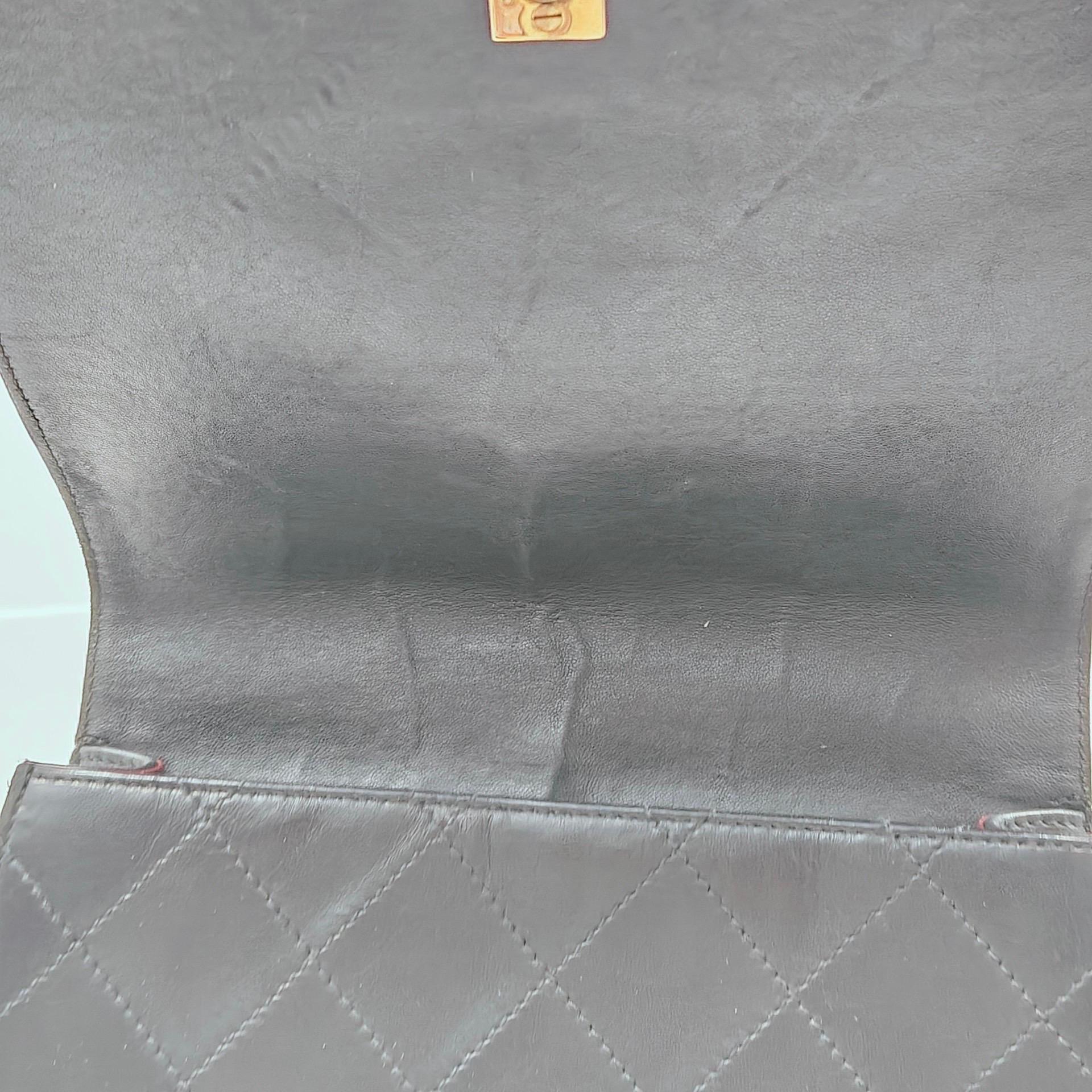 Chanel Vintage Kelly Style Black Leather Shoulder Bag Diamond Stitch Medium Gold For Sale 9