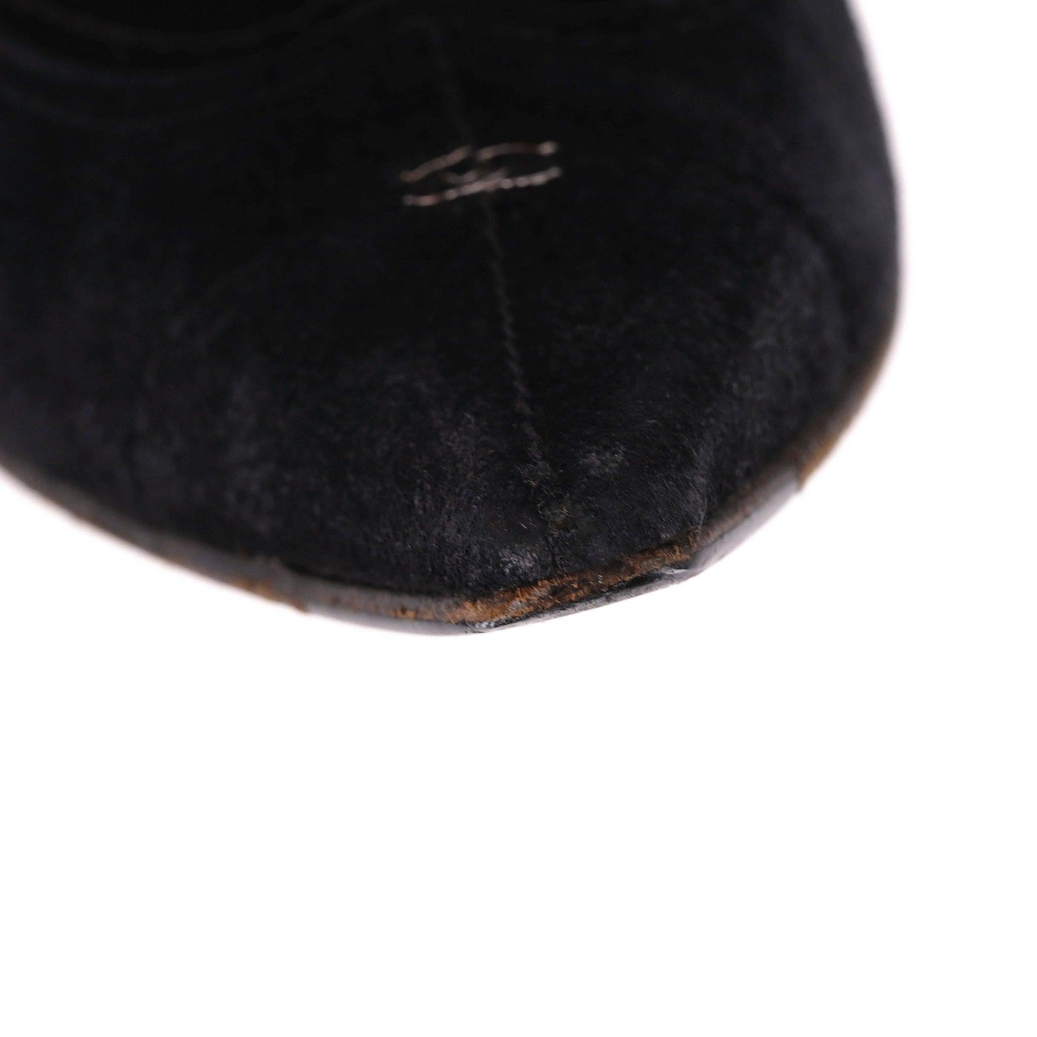 Chanel Vintage Knee High Suede Boots With 'CC' Logo 2