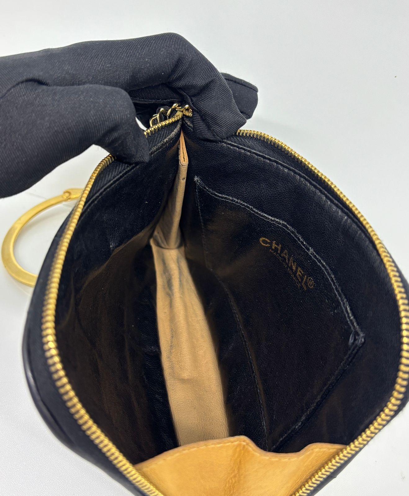 Chanel Vintage Lambskin Chocolate Bar Quilt Handcuff Wristlet Zip Clutch For Sale 8