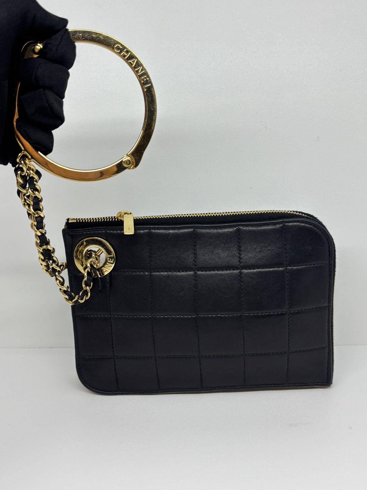 Chanel Vintage Lambskin Chocolate Bar Quilt Handcuff Wristlet Zip Clutch For Sale 9