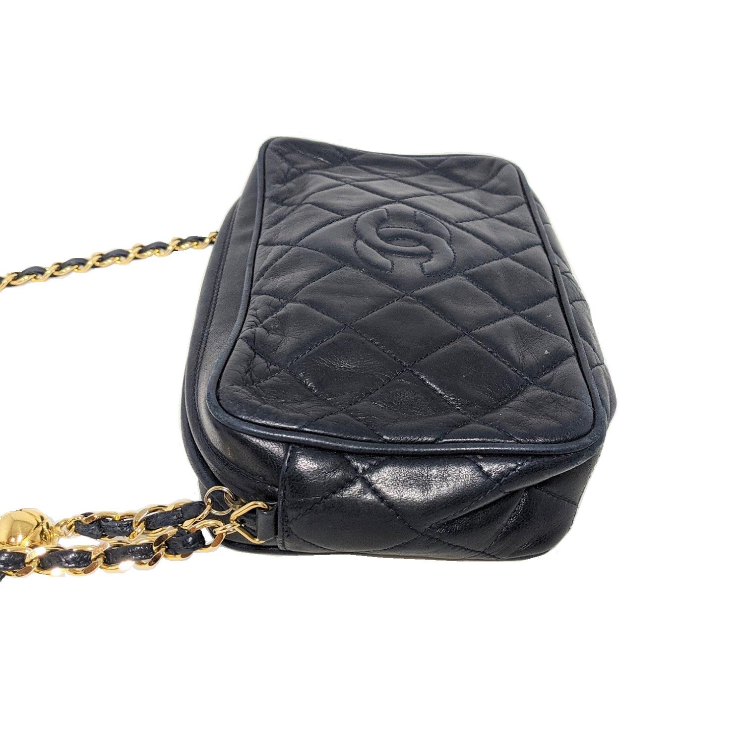 Chanel Vintage Lambskin Quilted CC Tassel Camera Case Navy In Good Condition In Scottsdale, AZ