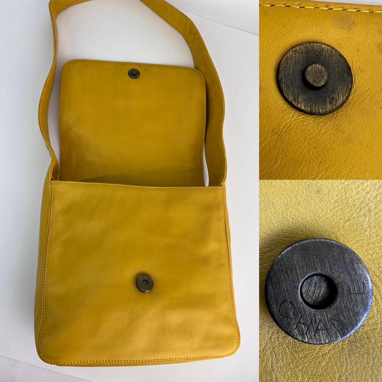 Women's Chanel Vintage Lambskin Yellow Messenger Bag For Sale