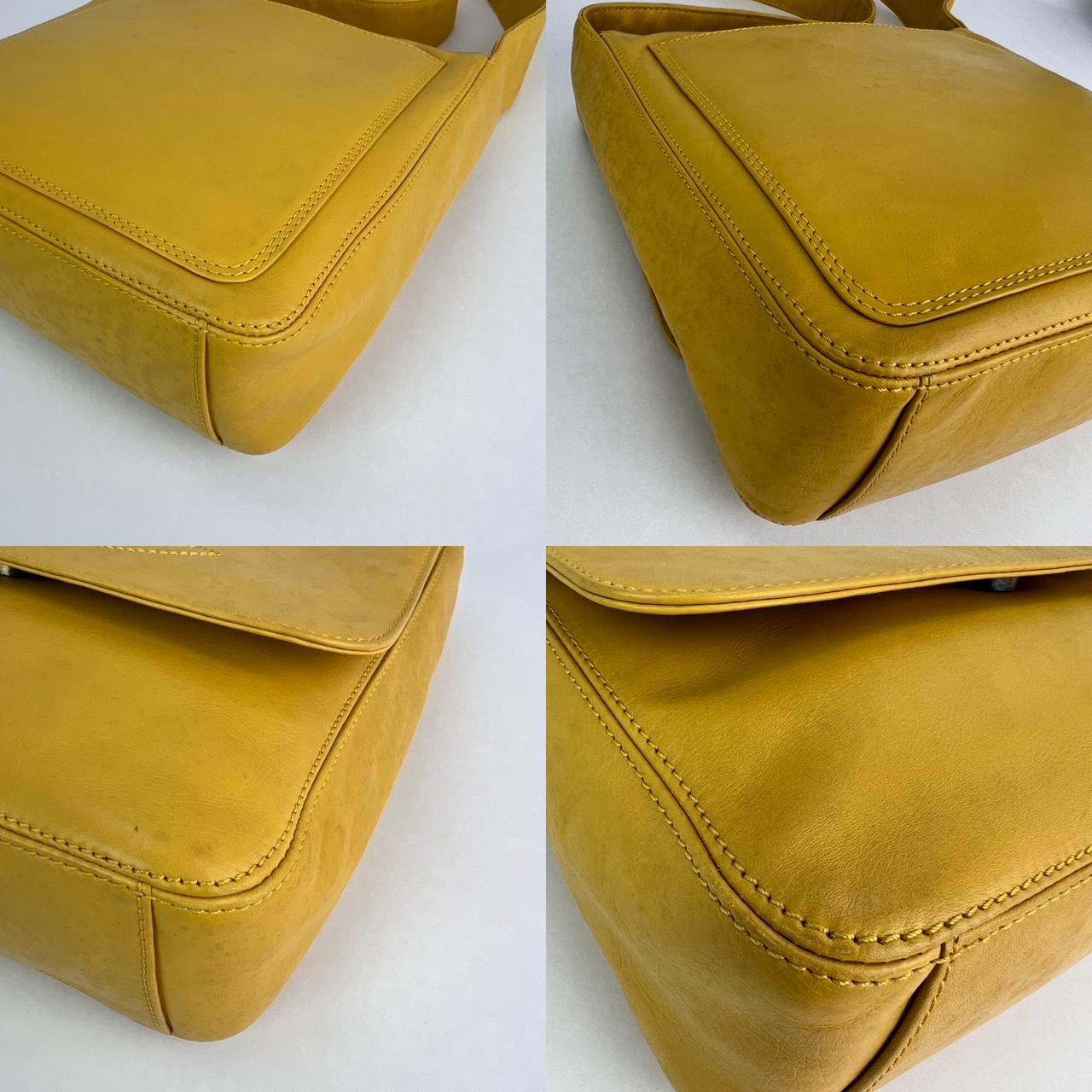 Chanel Vintage Lambskin Yellow Messenger Bag For Sale 1