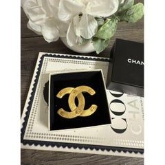 CHANEL Vintage Large Gold CC Statement Brooch