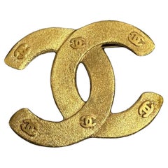 CHANEL Vintage Large Gold CC Statement Brooch