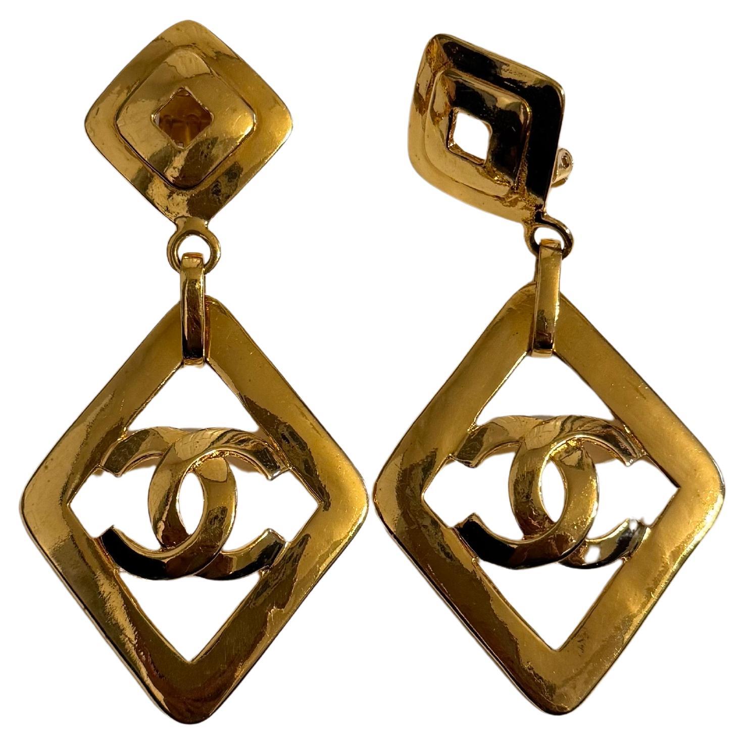 CHANEL Vintage Large Gold Diamond-Shaped CC Statement Dangle Clip On Earrings