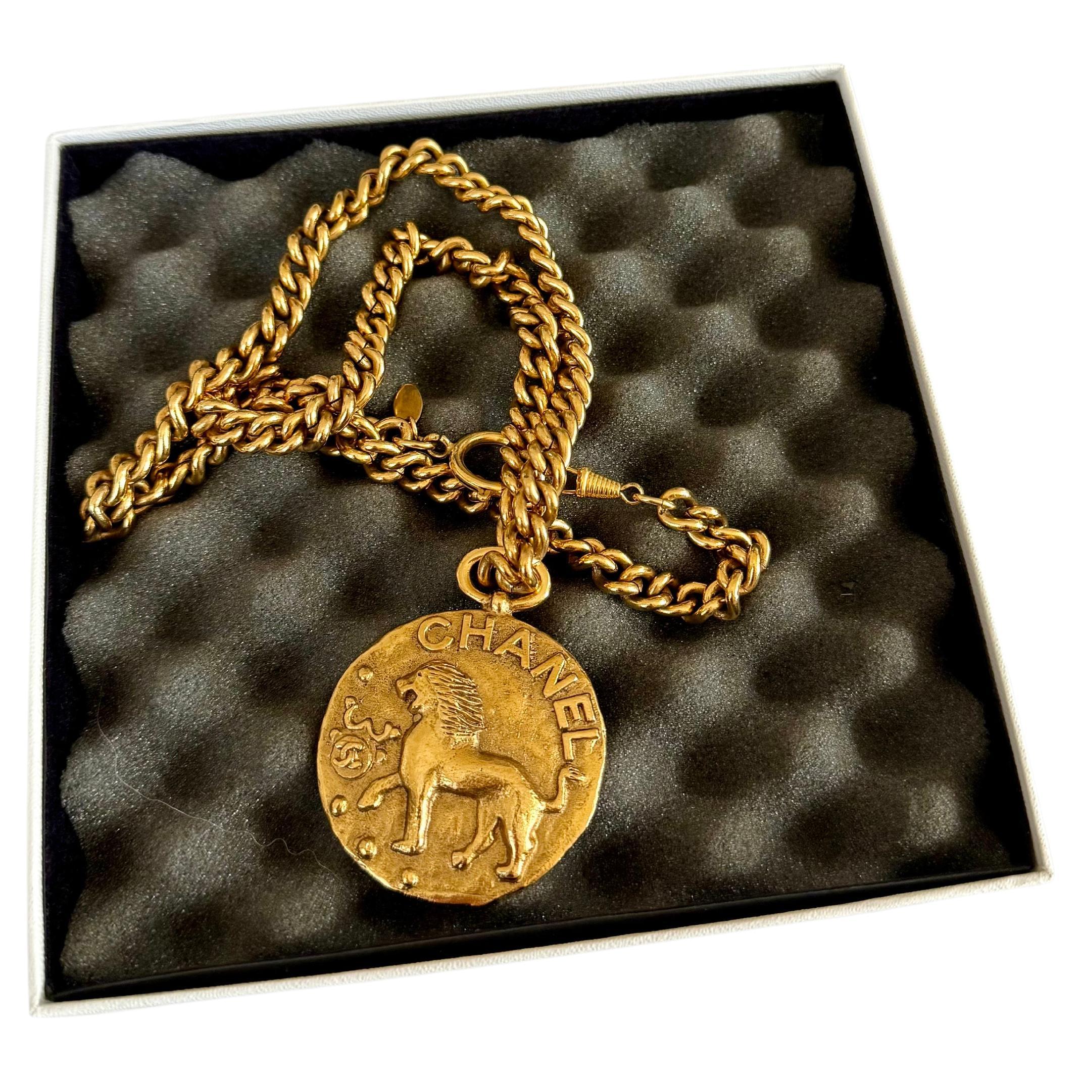 CHANEL Vintage Large Gold Lion Leo Coin CC Pendant Necklace