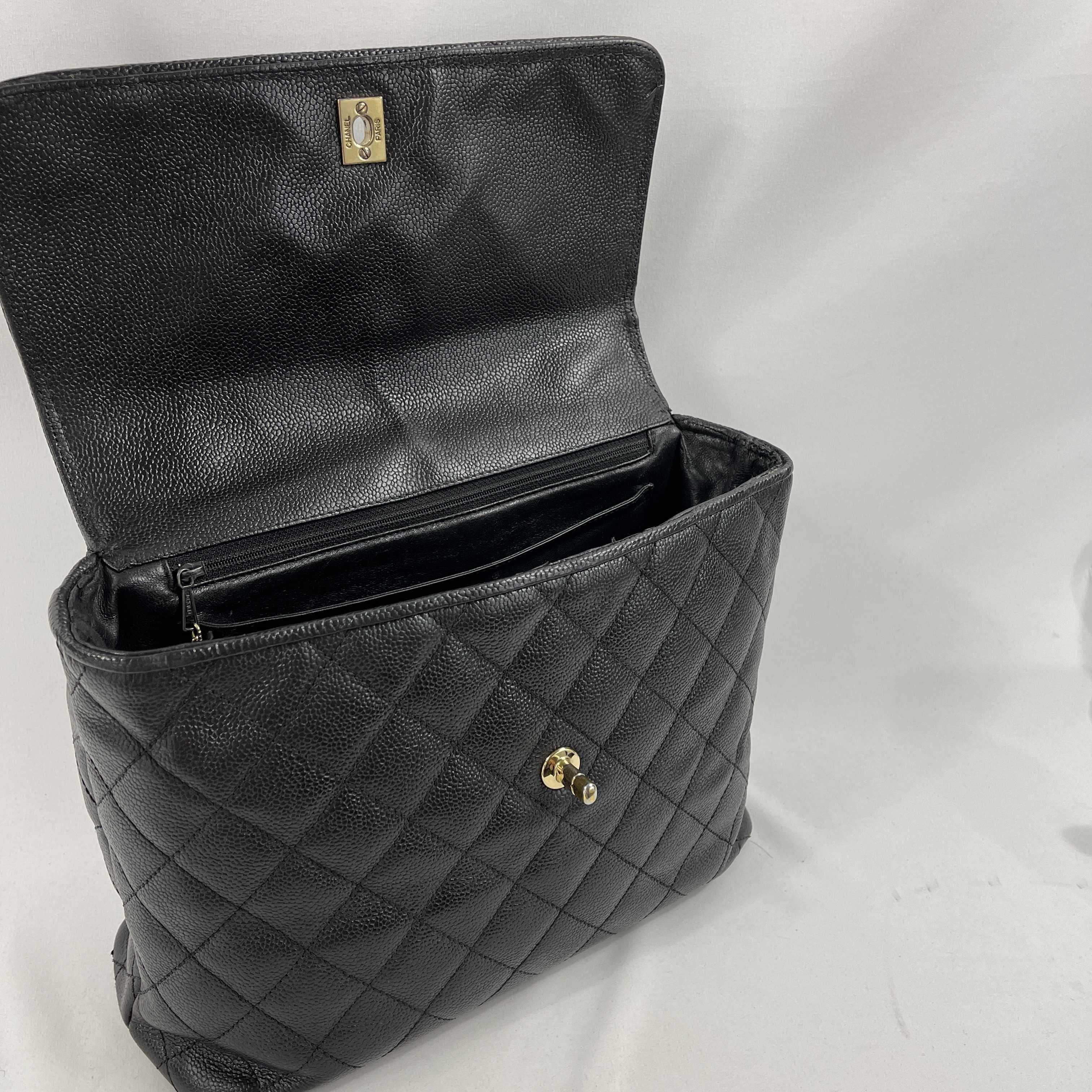 CHANEL Vintage Large Quilted CC Caviar Kelly Flap Bag Top Handle For Sale 7