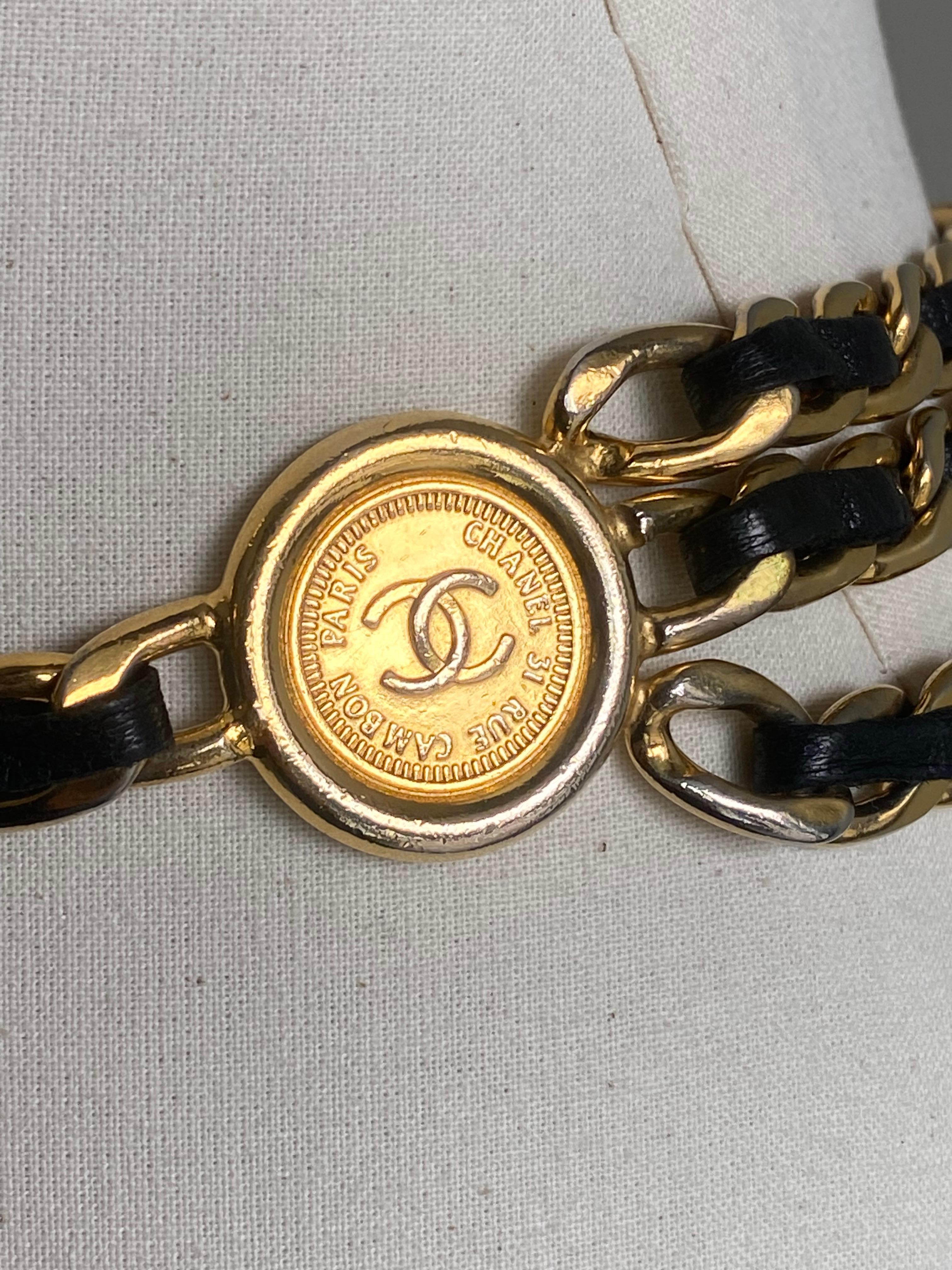 Chanel Vintage Leather & Chain Belt For Sale 2