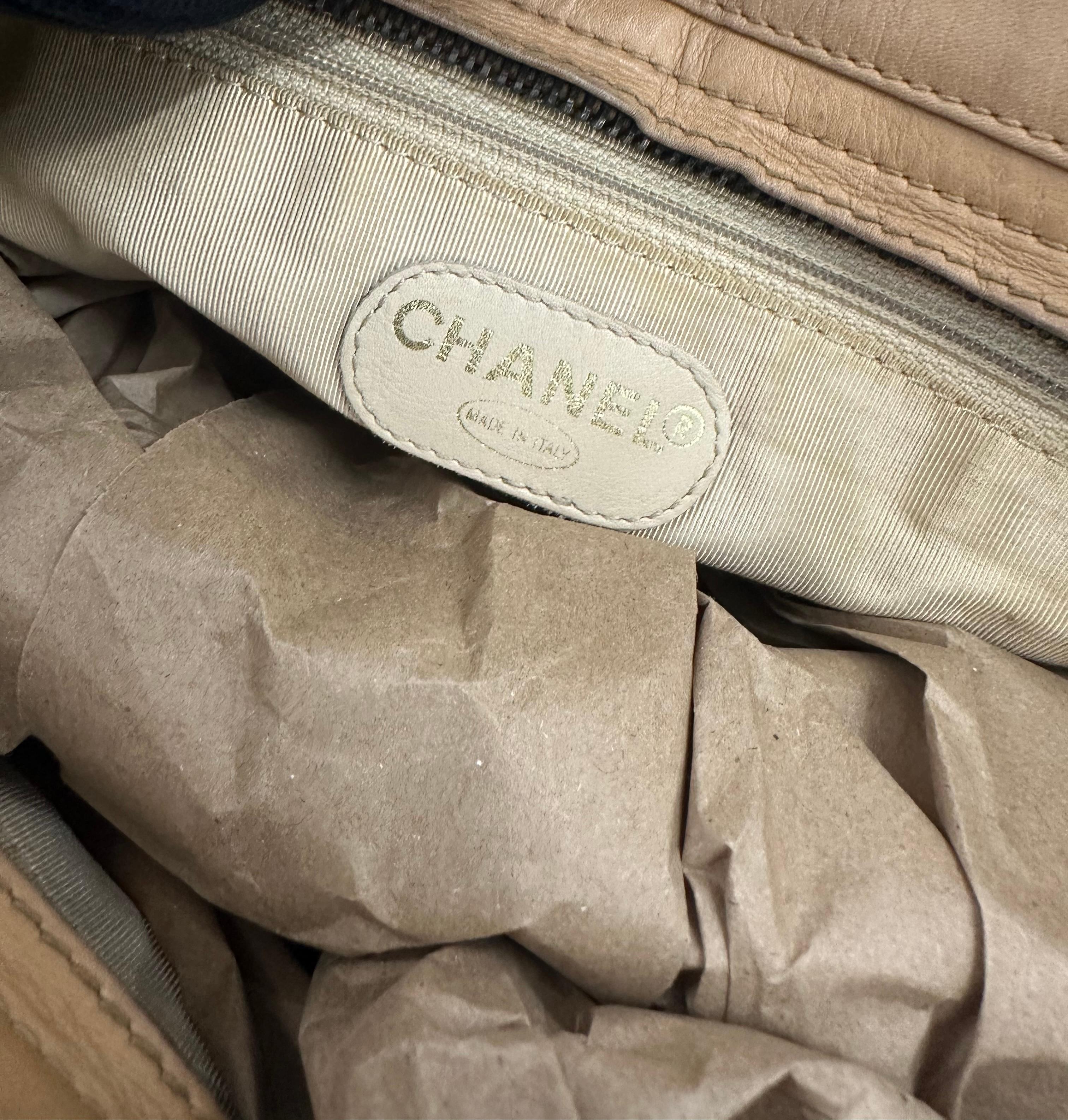 Chanel Vintage Leather Coco Mark Beige Shoulder Bag For Sale 5
