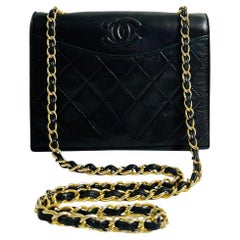 Chanel Vintage Leather Diamond Stich 'CC' Logo Handbag