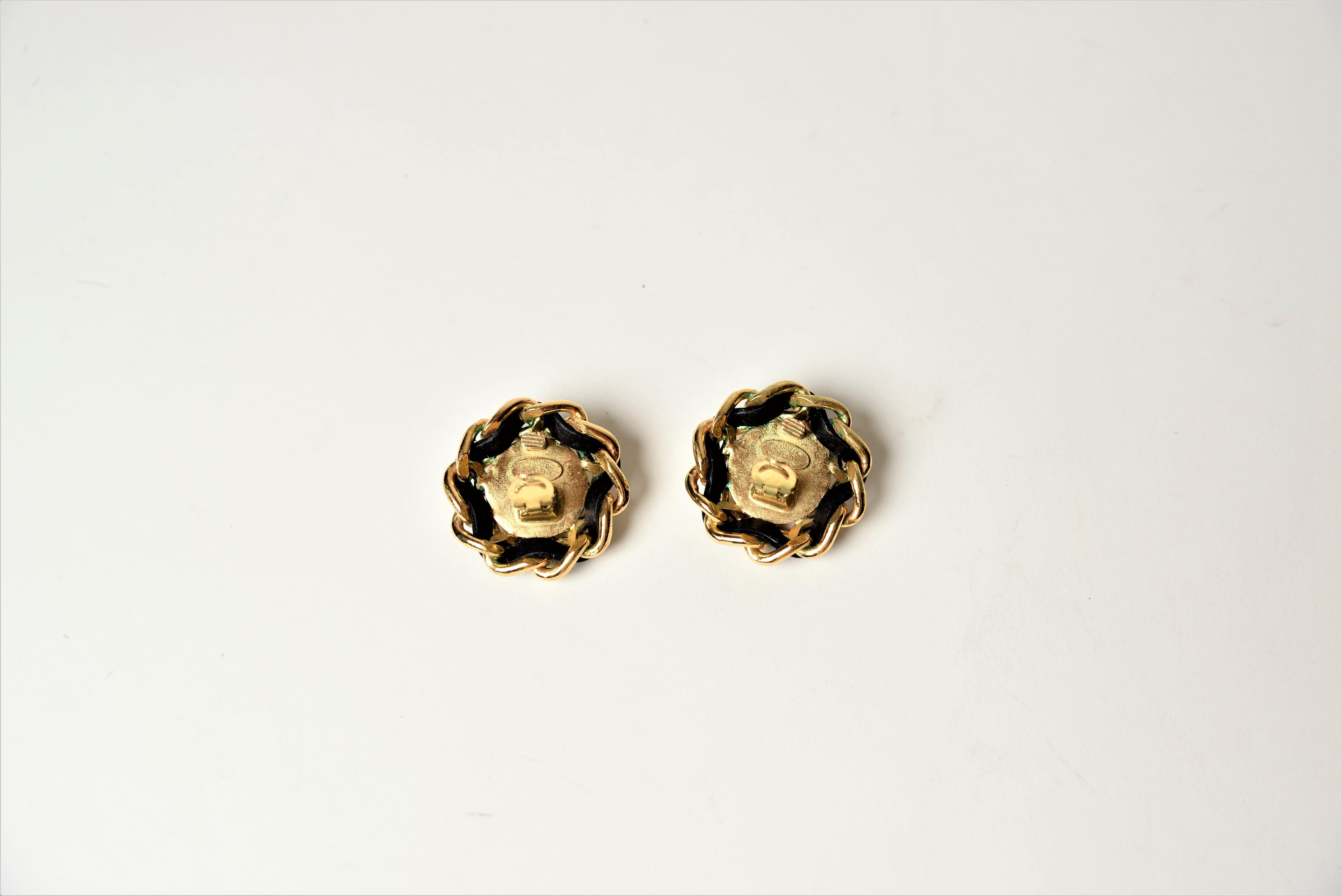 Chanel Vintage Leather Gold Clip Earrings Large  5