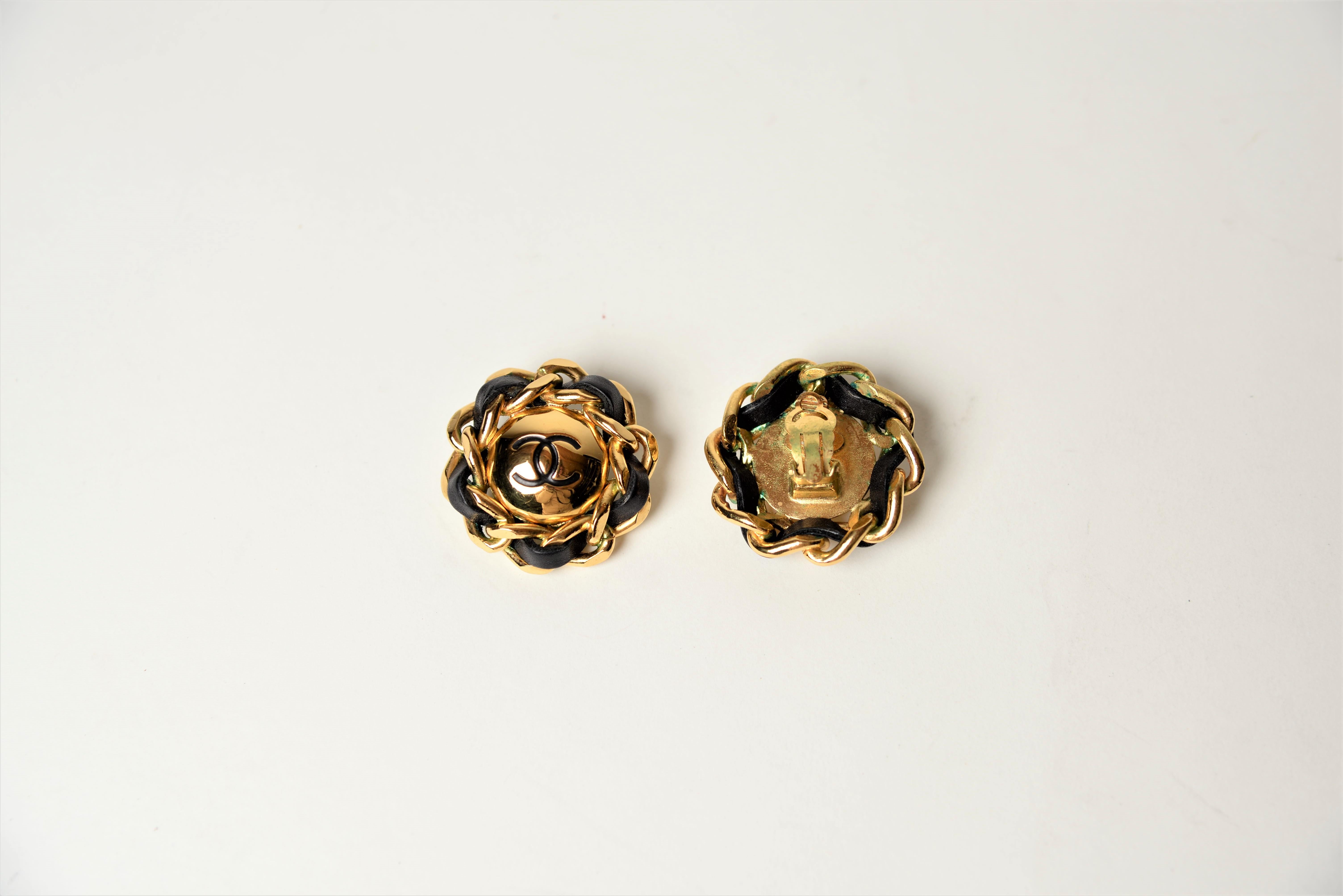 Chanel Vintage Leather Gold Clip Earrings Large  2