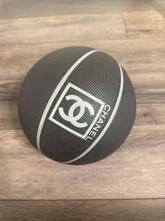 Pallone da basket Chanel Vintage Limited Edition, 2004