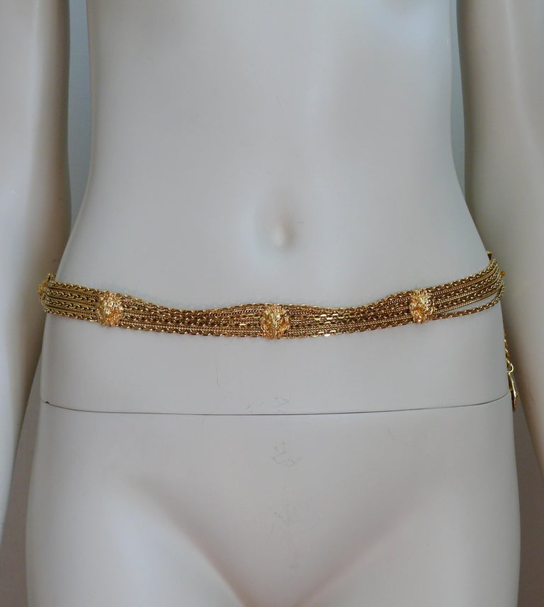 Chanel Vintage Lion Head Medallion Gold Toned Belt For Sale  display picture 1
