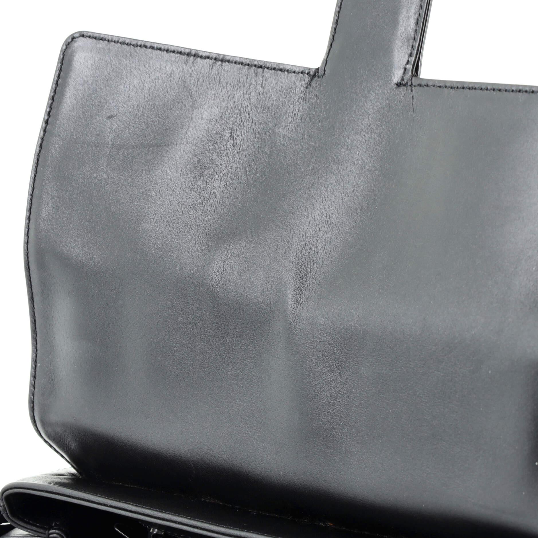 Chanel Vintage Logo Shoulder Bag Leather Medium 3