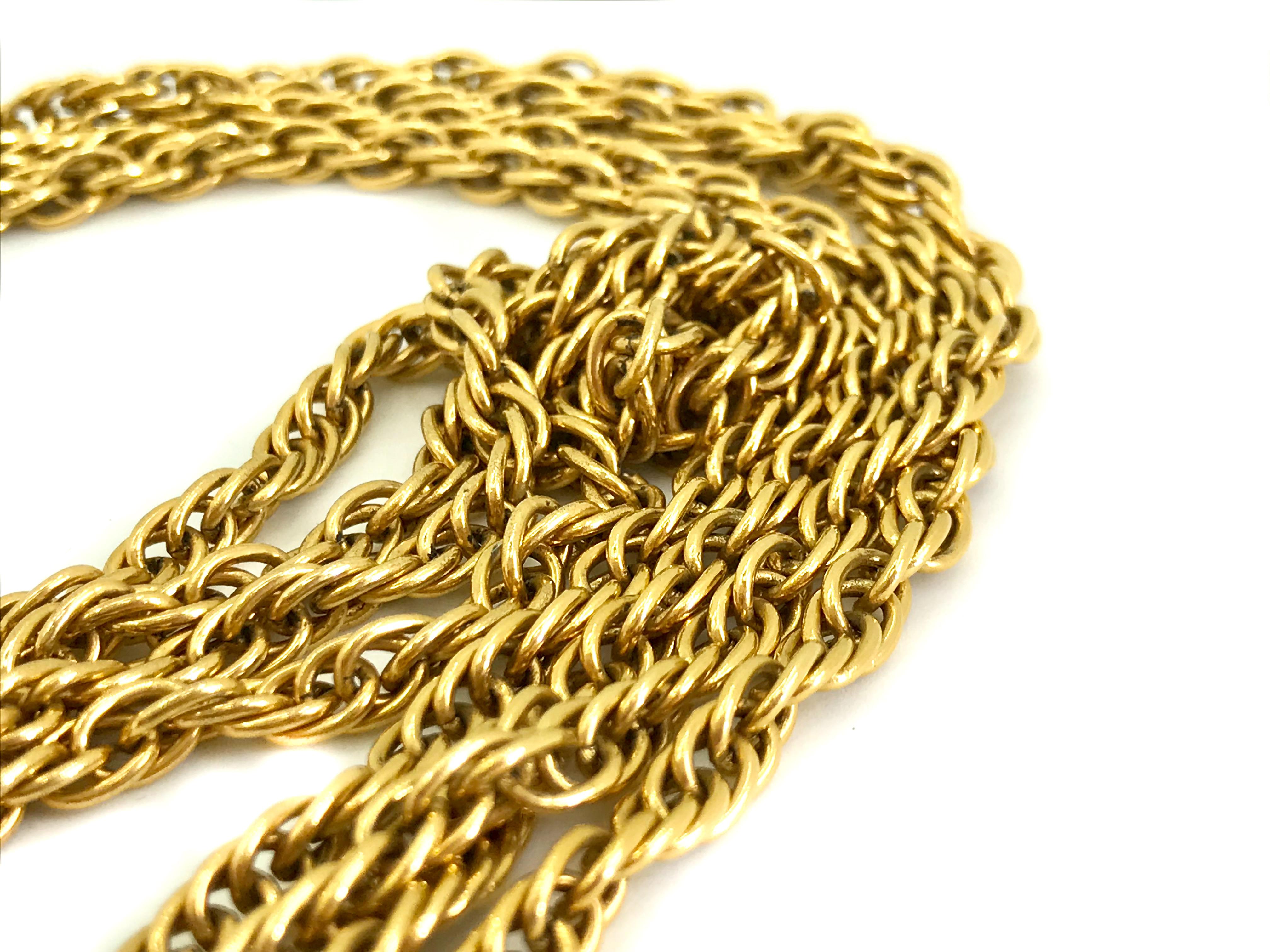 Chanel Vintage Long Magnifying Glass Loupe Gold Plated Pendant Necklace, 1980s  For Sale 6